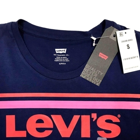 NWT Levi's Logo T-Shirt | Small - Picture 2 of 4
